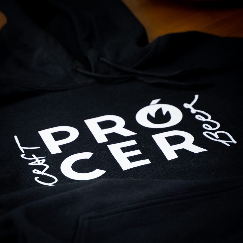 Polerón negro sin cierre UNISEX